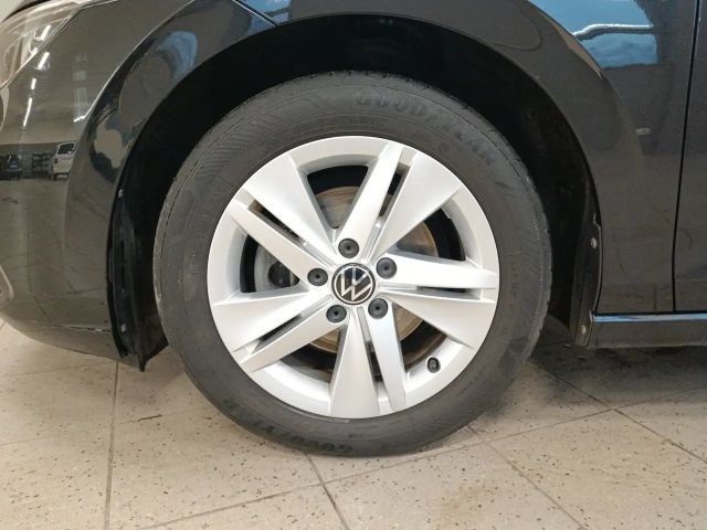 Volkswagen Golf 1.5 eTSI DSG Golf VIII Life