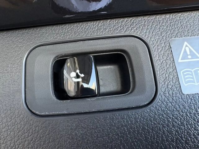 Mercedes-Benz C 180 AVANTGARDE Estate