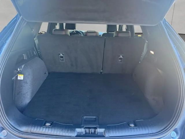 Ford Kuga Plug in Hybrid ST Line X