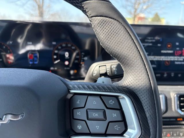 Ford Mustang Fastback GT 5.0 V8