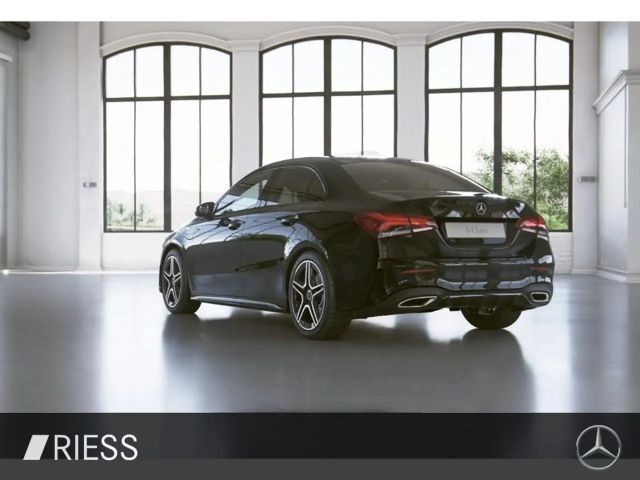 Mercedes-Benz A 250 A 250 e AMG Line