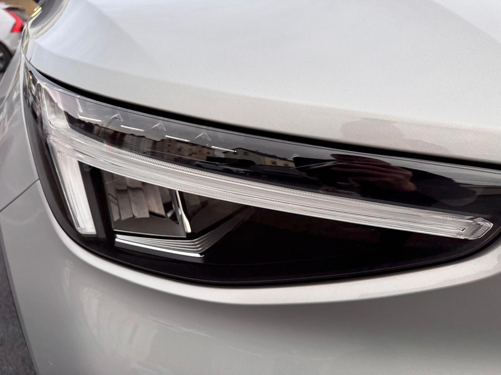 Volvo EX40 Achterwielaandrijving Ultra