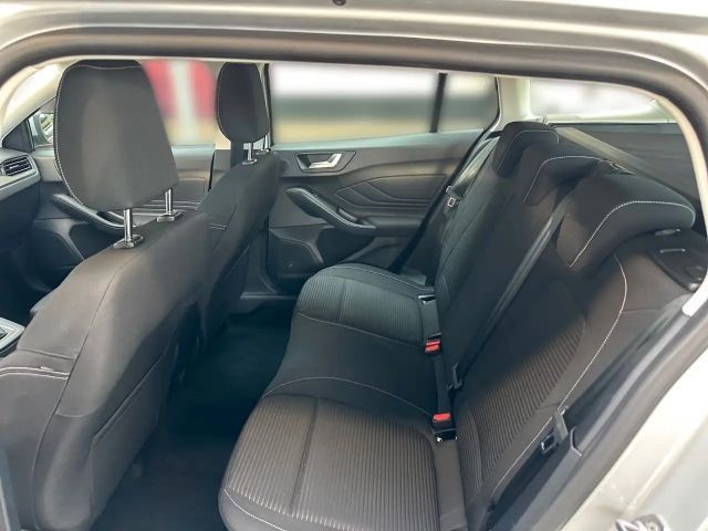 Ford Focus Titanium Wagon