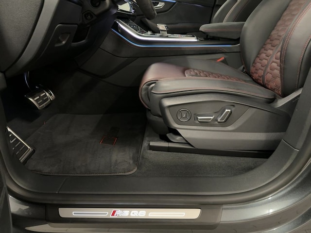 Audi RS Q8 Performance Quattro