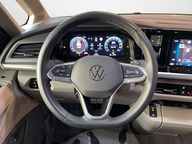 Volkswagen Multivan 2.0 TDI DSG Lang Life T7