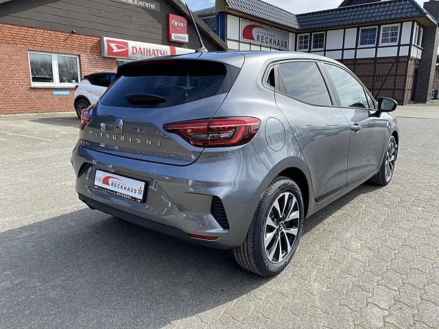 Mitsubishi Colt PLUS 1,0l Benziner 5MT Klima Navi Rückfahrkamera