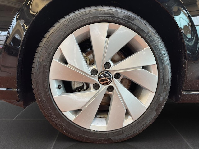 Volkswagen Golf DSG Life