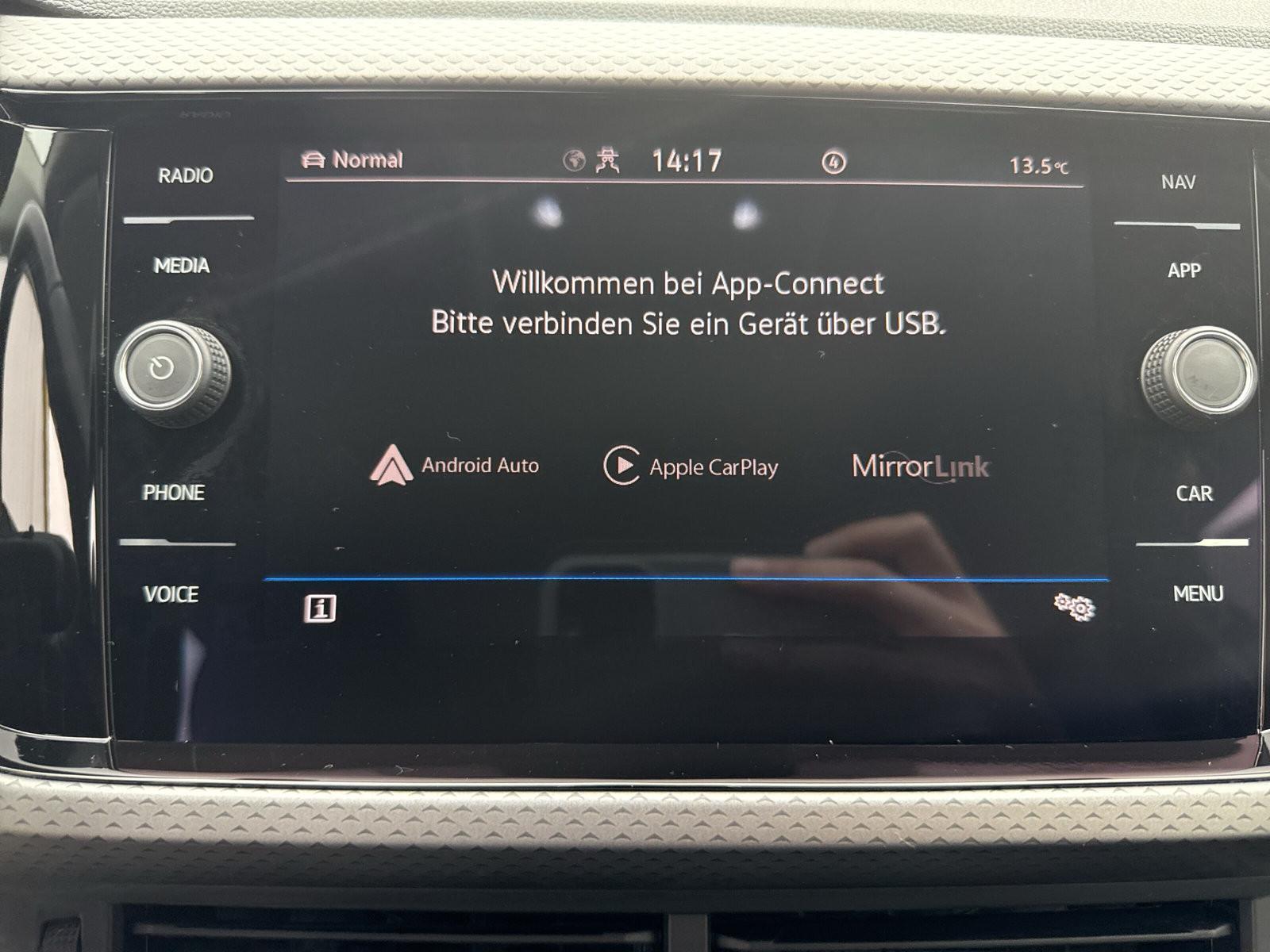 Volkswagen T-Cross Active