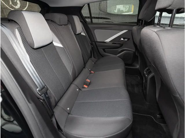 Opel Astra 1.2 Turbo Business Edition Turbo