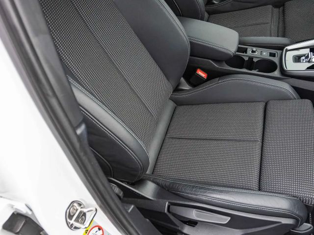 Audi A3 30 TDI S-Line S-Tronic Sedan