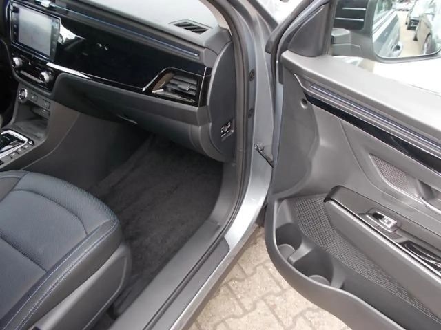 SsangYong Korando e-MOTION Titanium Leder LED Navigation
