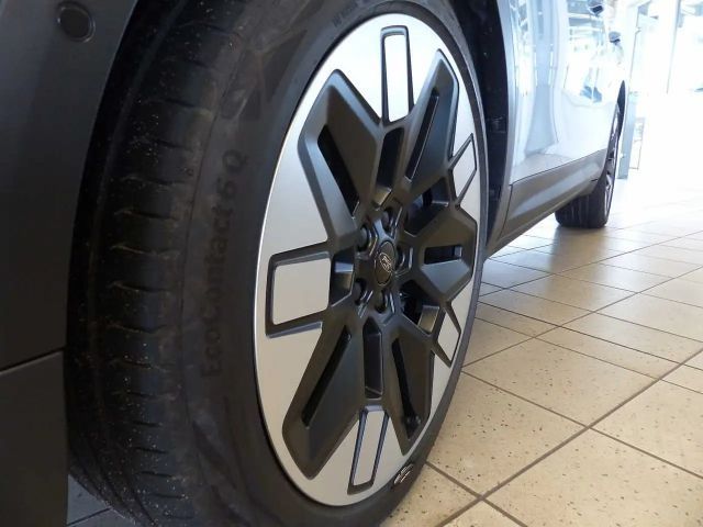 Ford Explorer AWD EV Premium