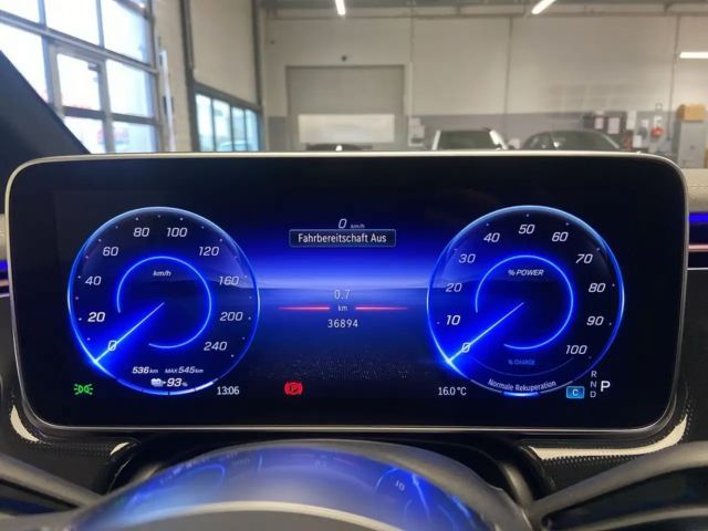 Mercedes-Benz EQE 300 Sedan