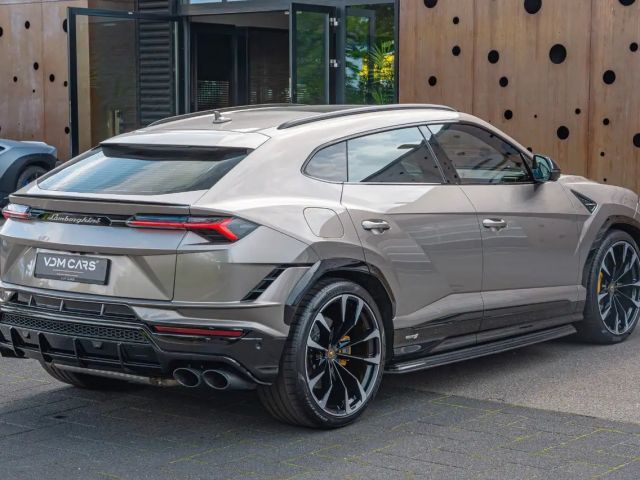Lamborghini Urus S