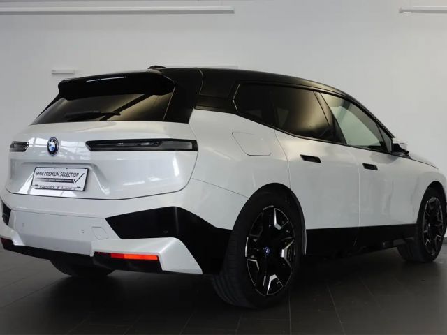 BMW iX xDrive50