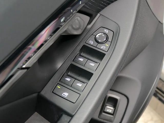 BMW 530 530e M-Sport Sedan