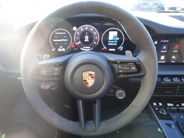 Porsche 992 Cabrio Carrera