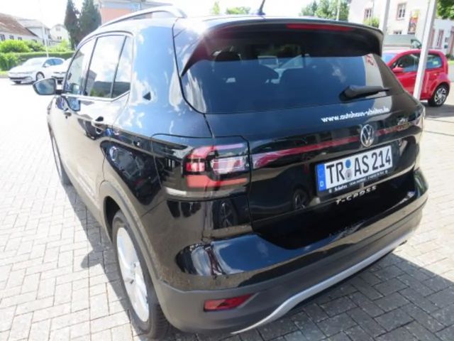 Volkswagen T-Cross Life Move