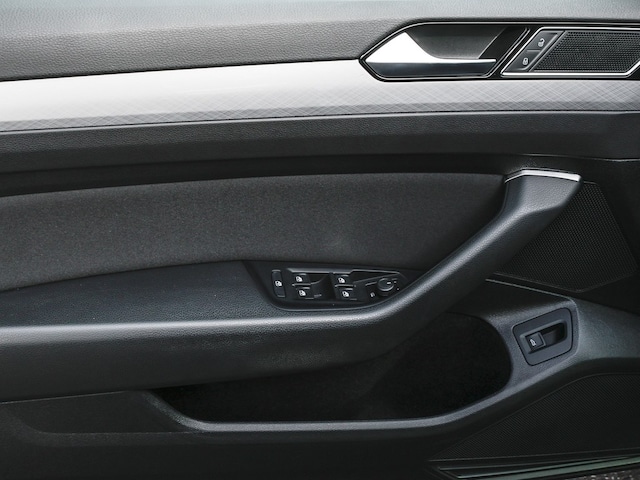 Volkswagen Passat 2.0 TDI Business DSG Variant