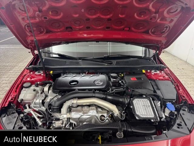 Mercedes-Benz A 250 4MATIC AMG Line Premium