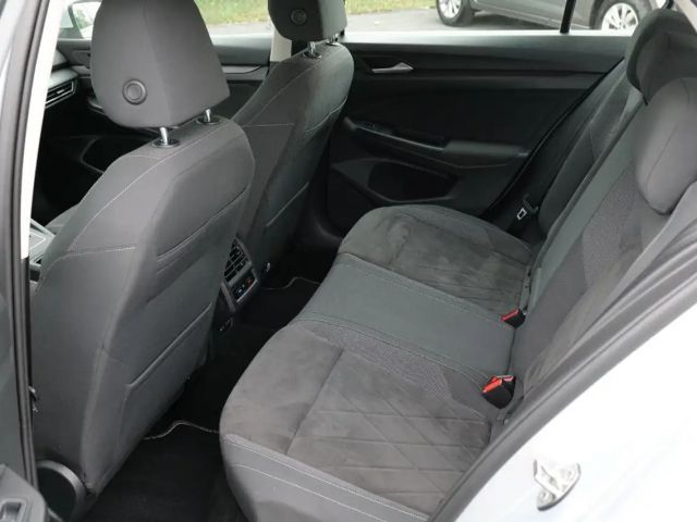 Volkswagen Golf 1.5 TSI DSG Golf VIII Style