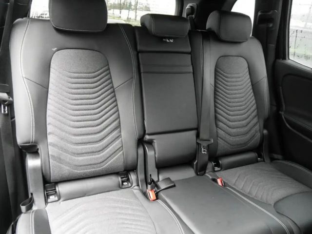 Mercedes-Benz EQB 350 4MATIC Progressive