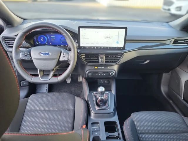 Ford Focus ST Line Wagon