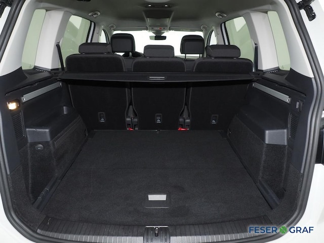 Volkswagen Touran 2.0 TDI DSG Move R-Line