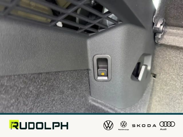 Volkswagen Golf 1.5 eTSI DSG Golf VIII