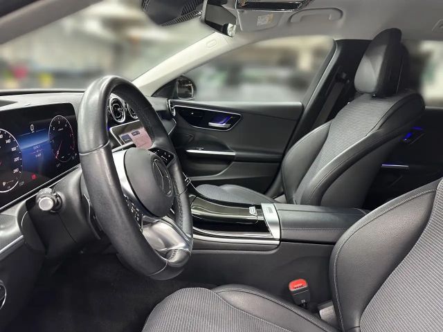 Mercedes-Benz C 200 AVANTGARDE C 200 d Estate