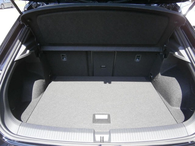 Volkswagen T-Roc T-ROC 2.0    R-L  DT110 TDID7F