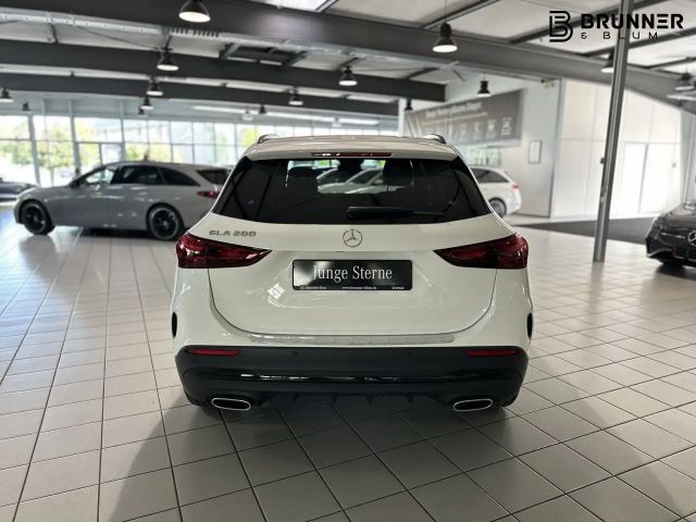 Mercedes-Benz GLA 200 AMG Line