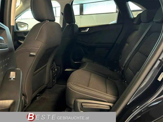 Ford Kuga Plug in Hybrid Titanium