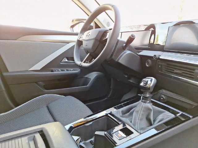 Opel Astra 1.2 Turbo Enjoy Turbo