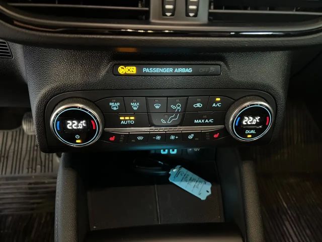 Ford Focus EcoBoost ST Line