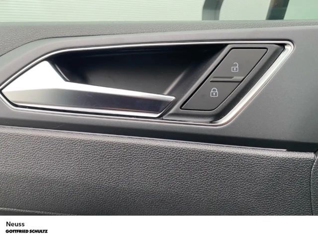 Volkswagen Taigo 1.0 TSI DSG R-Line