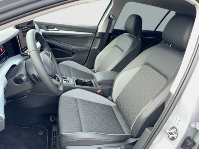 Volkswagen Golf 1.5 eTSI DSG Golf VIII Variant