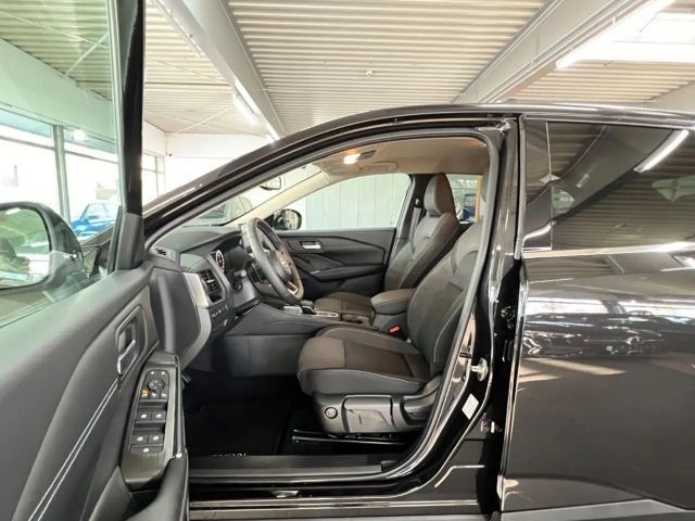 Nissan Qashqai 1.3 Connecta LED+KEYLESS+360°+ACC+VC.