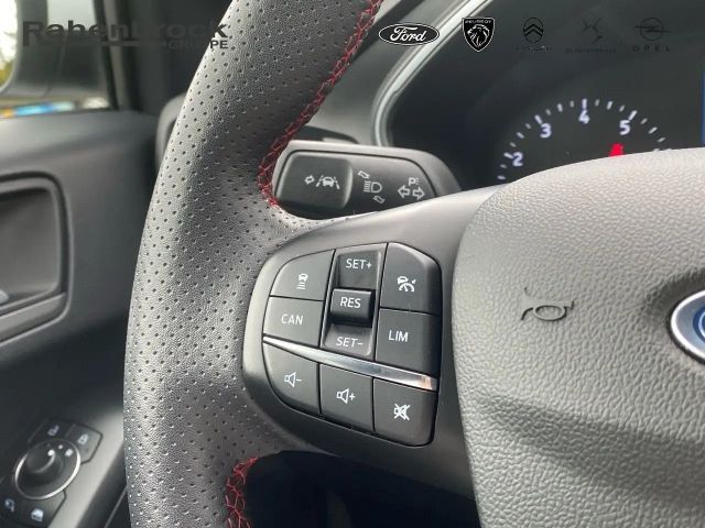 Ford Focus EcoBoost ST Line Wagon