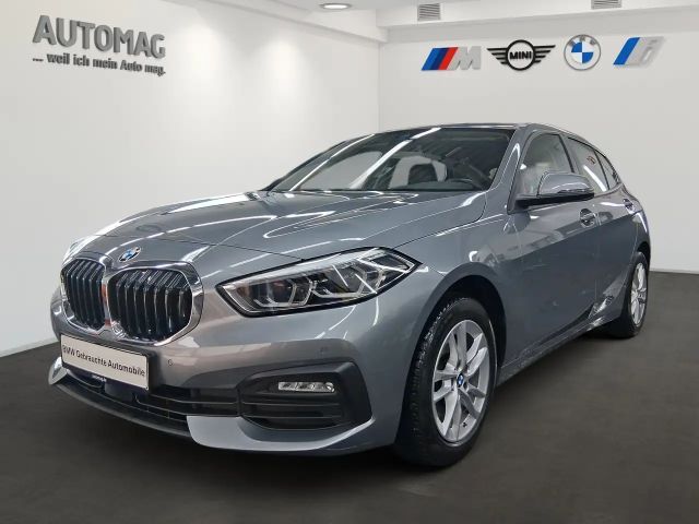 BMW 118 118i Sedan