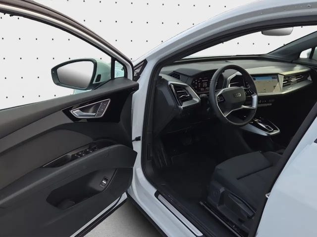 Audi Q4 e-tron 45*AHK*KAMERA*NAVI*LED*19ZOL