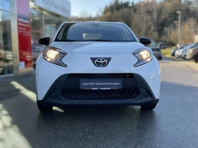 Toyota Aygo X Hatchback Play X-play