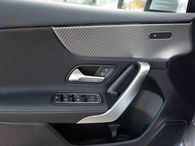 Mercedes-Benz A 180 Progressive