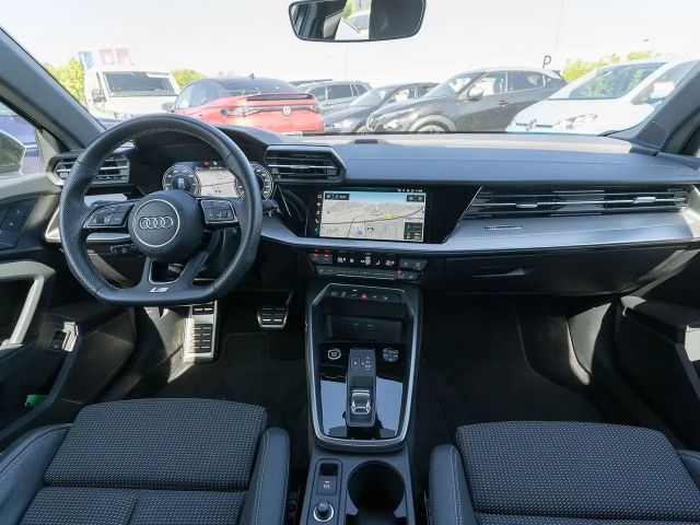 Audi A3 40 TFSI S-Line S-Tronic Sedan