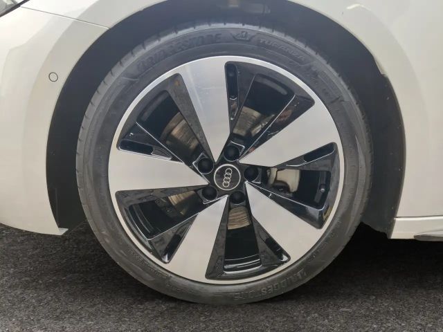 Audi A5 2.0 TFSI Avant S-Line