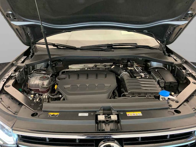 Volkswagen Tiguan Allspace DSG IQ.Drive R-Line