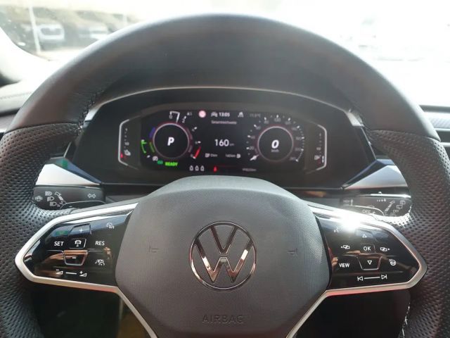 Volkswagen Arteon R-Line eHybrid