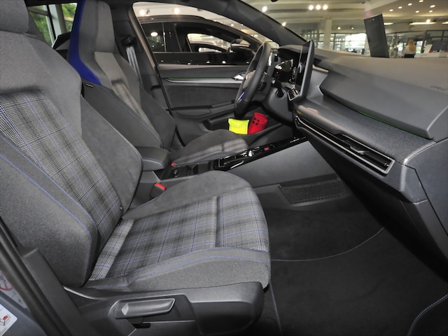 Volkswagen Golf GTE eHybrid