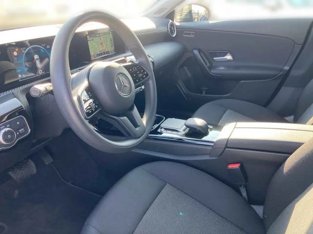 Mercedes-Benz CLA 200 CLA 200 d Shooting Brake