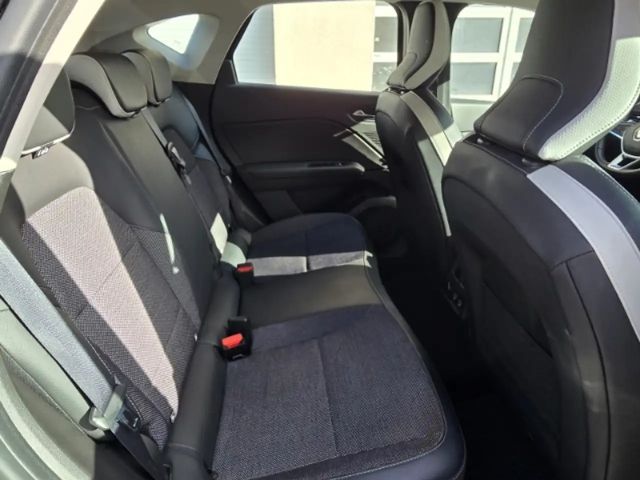 Renault Captur EDC Intens TCe 140